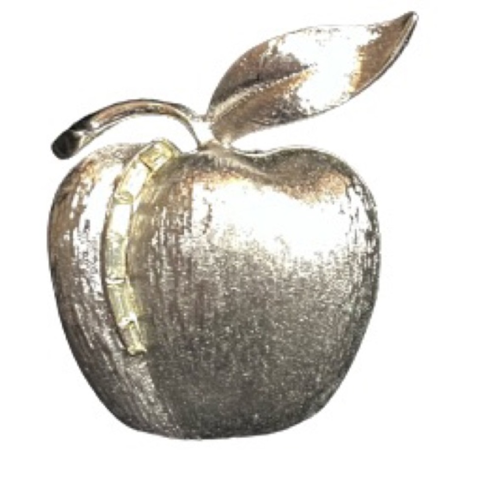 Vintage 1960's Judy Lee Apple Brooch and Clip on earrings in flawless condition - Picture 9 of 9